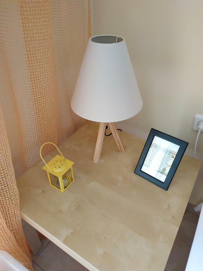 Cosy Apartment By The Sea เมตามอร์โฟซี ภายนอก รูปภาพ